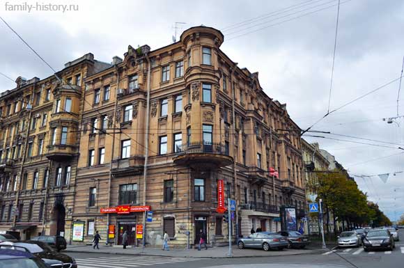 Санкт-Петербург. Улица Сергиевская, 83